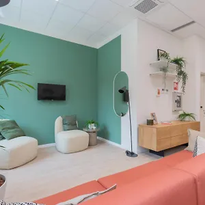 Apartament Well-located Campus Near Park, Mediolan